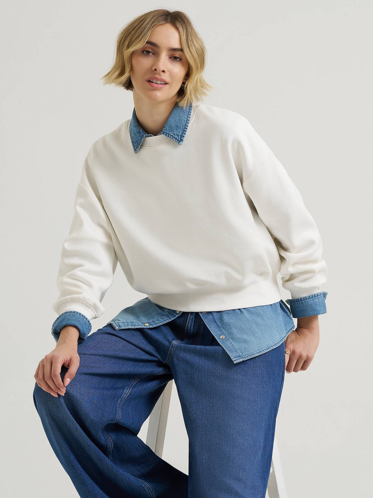 Women's Solid Crew Neck Sweatshirt - view 5