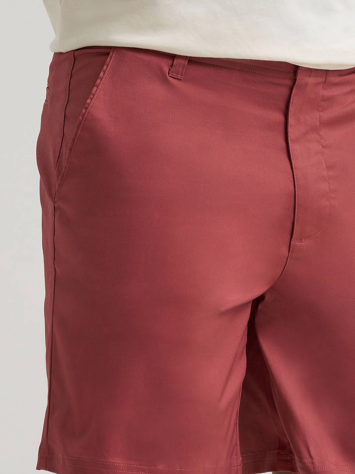 Men's Extreme Motion 7" Flat Front Short - view 6