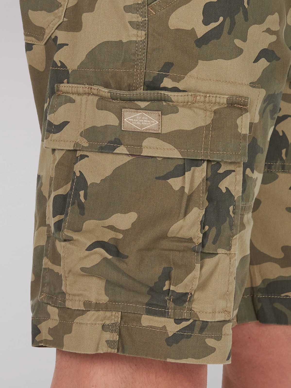 Men's Extreme Motion Carolina Cargo Short - view 4