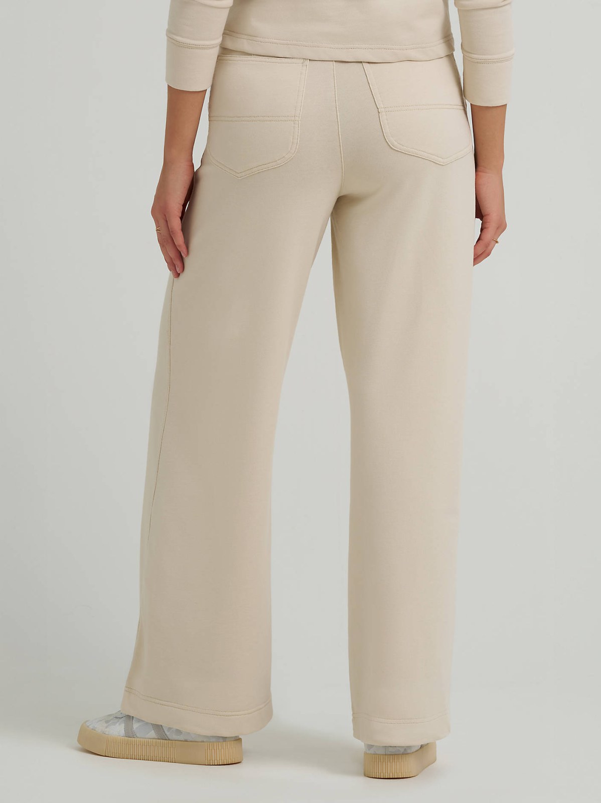 Women's Wide Leg Pull On Knit Pant - view 3
