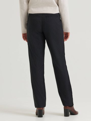 Women's Wrinkle Free Relaxed Fit Straight Leg Pant