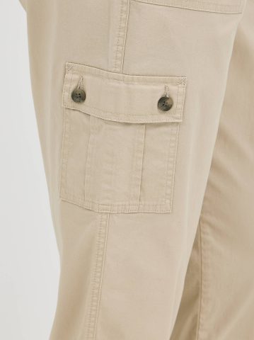 Women's Ultra Lux Comfort with Flex-to-Go Relaxed Fit Cargo Capri