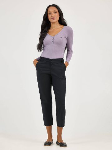 Women's Wrinkle Free Capri