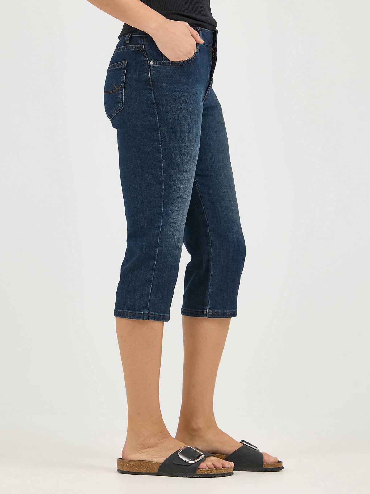 Women’s Relaxed Fit Capri - view 4