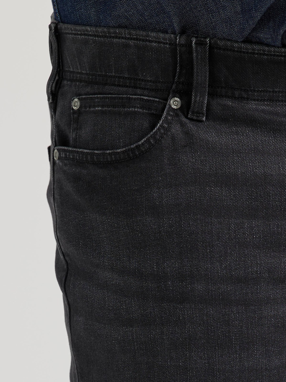 Men's Extreme Motion MVP Relaxed Straight Jean (Big & Tall) - view 6