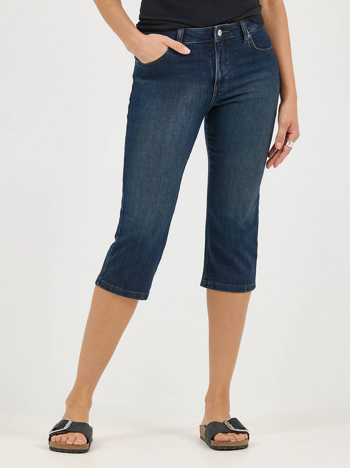 Women’s Relaxed Fit Capri - view 2