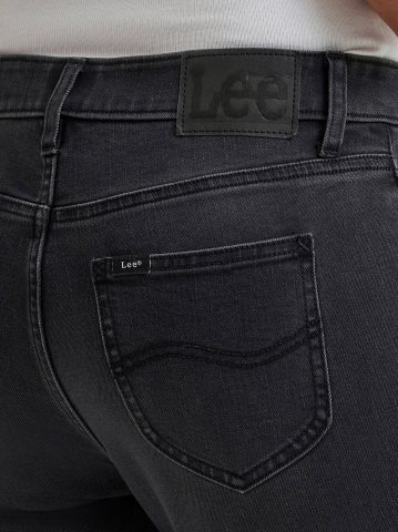 Women's Legendary Straight Denim Capri