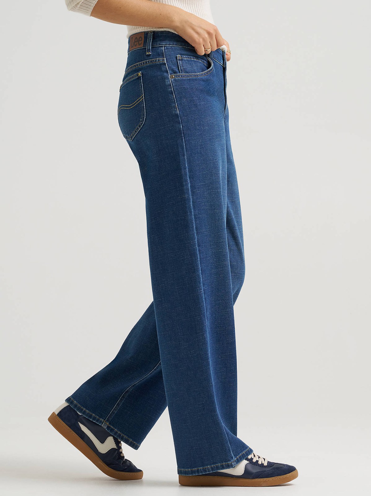 Women's Loose Straight Jean - view 4