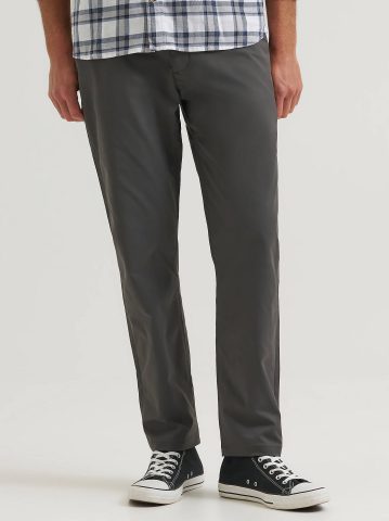 Men's Extreme Motion Regular Taper Chino Pant
