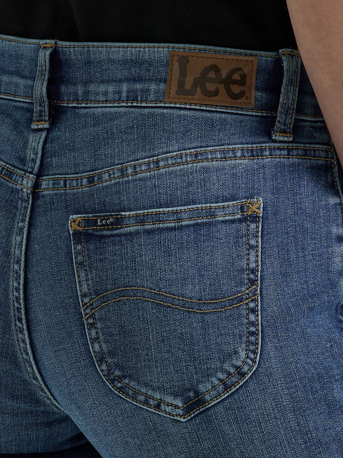 Women's Ultra Lux Comfort with Flex Motion Straight Jean - view 6