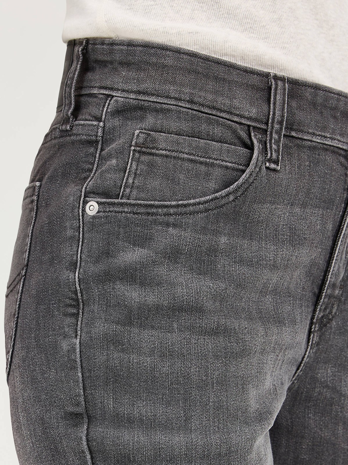 Women's Legendary 90's Taper Leg Jean - view 6