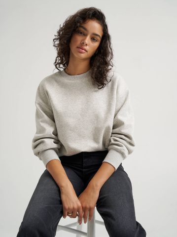 Women's Solid Crew Neck Sweatshirt