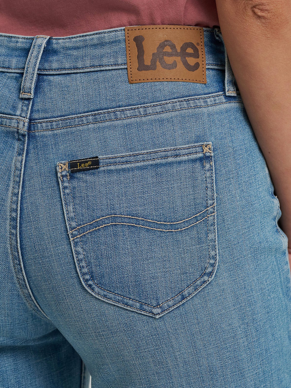 Women's Legendary Relaxed Straight Jean - view 5
