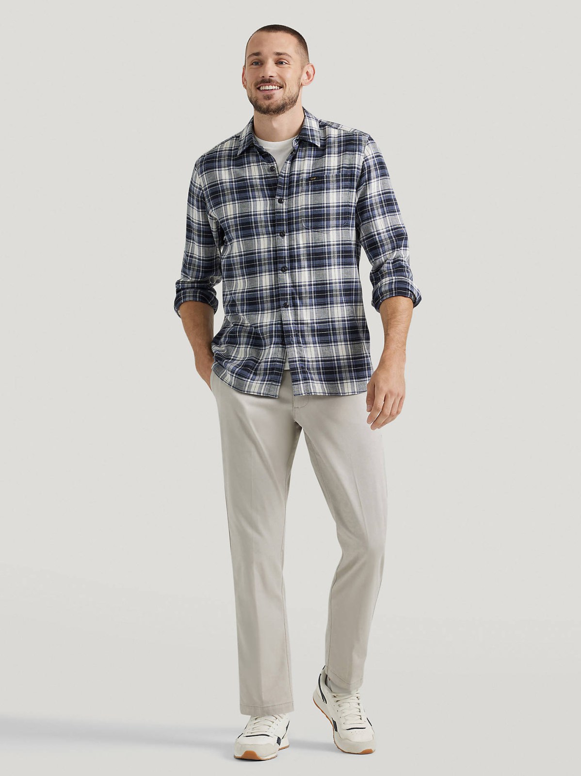 Men's Extreme Motion Relaxed Fit Khaki Pant - view 2