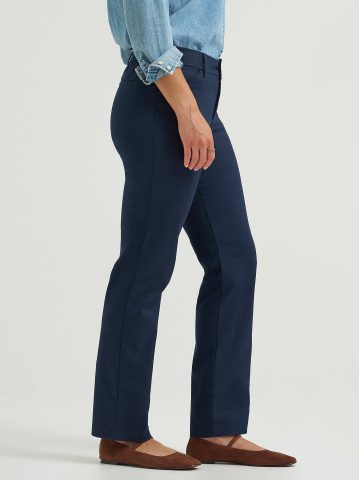 Women's Wrinkle Free Relaxed Fit Straight Leg Pant