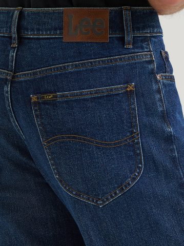 Men's Legendary Relaxed Straight Jean with SoftAge™