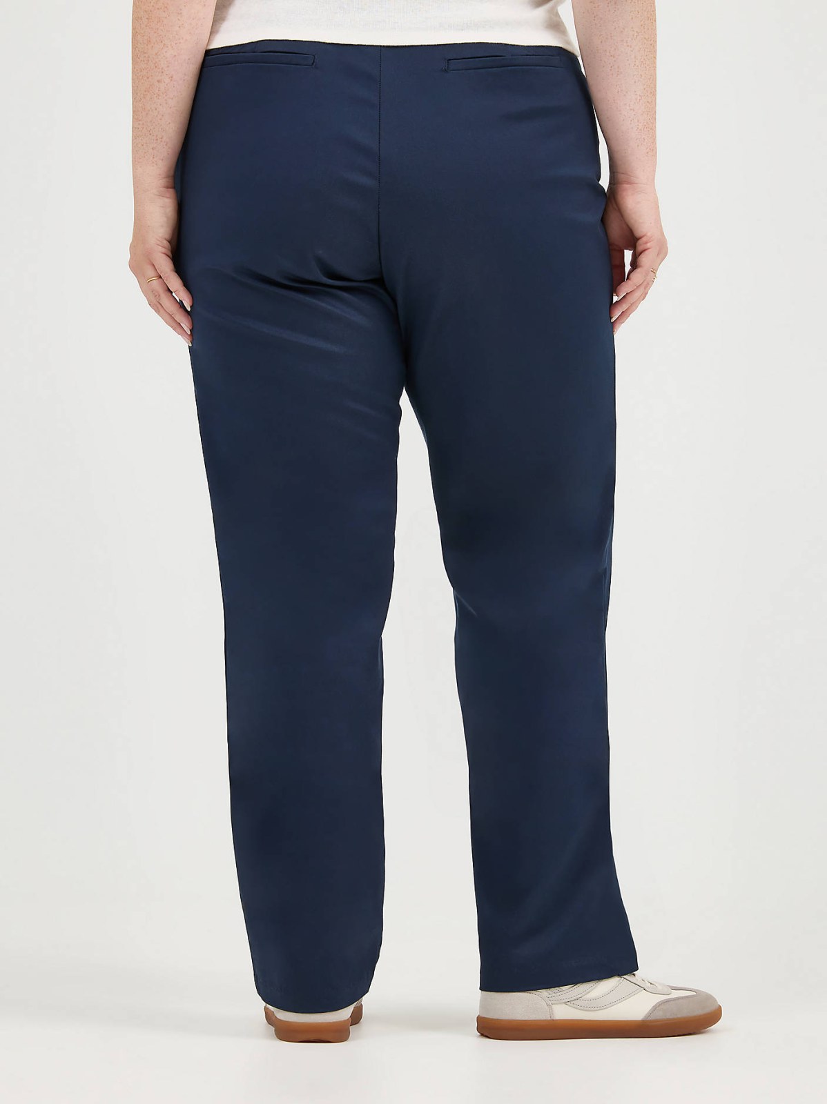 Women's Wrinkle Free Relaxed Fit Straight Leg Pant (Plus) - view 3