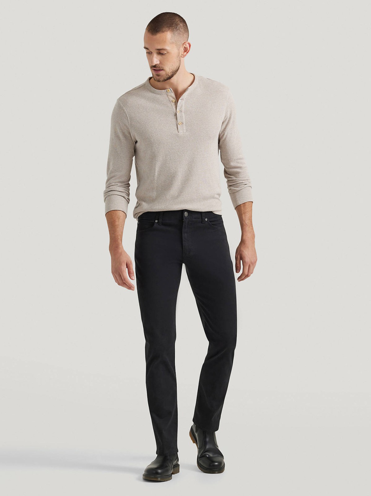 Men's Extreme Motion Straight Fit Tapered Leg Jean - view 2