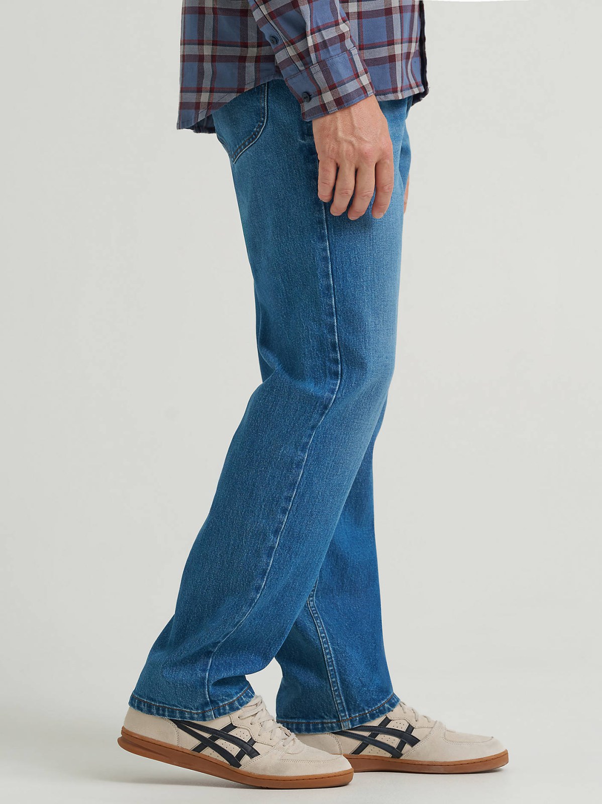 Men's Legendary Relaxed Straight Jean - view 4