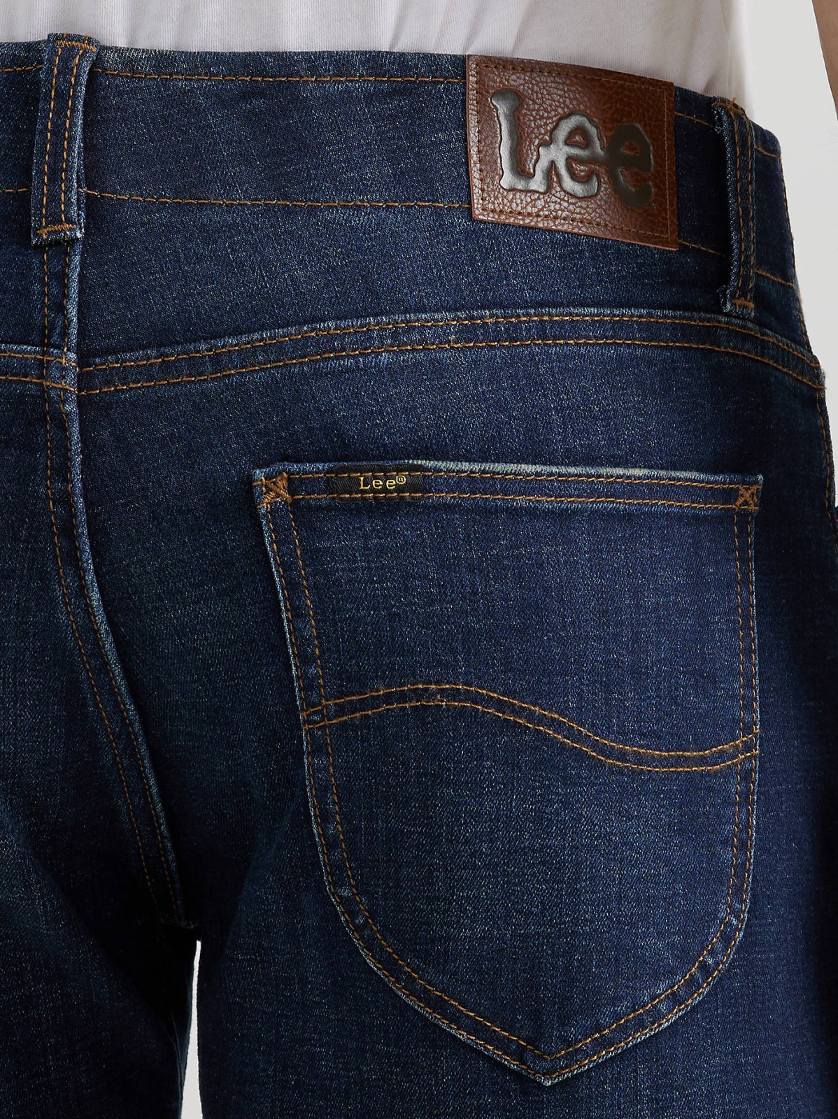 Men's Extreme Motion MVP Slim Straight Jean - view 5