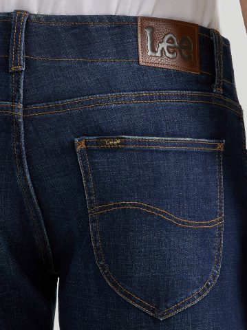 Men's Extreme Motion MVP Slim Straight Jean