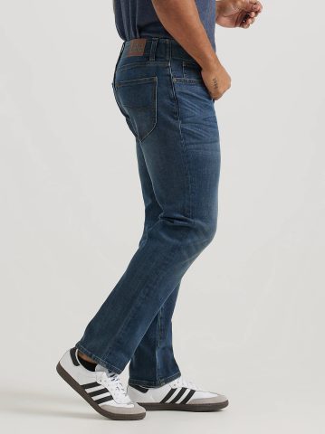 Men's Extreme Motion MVP Straight Fit Tapered Jean