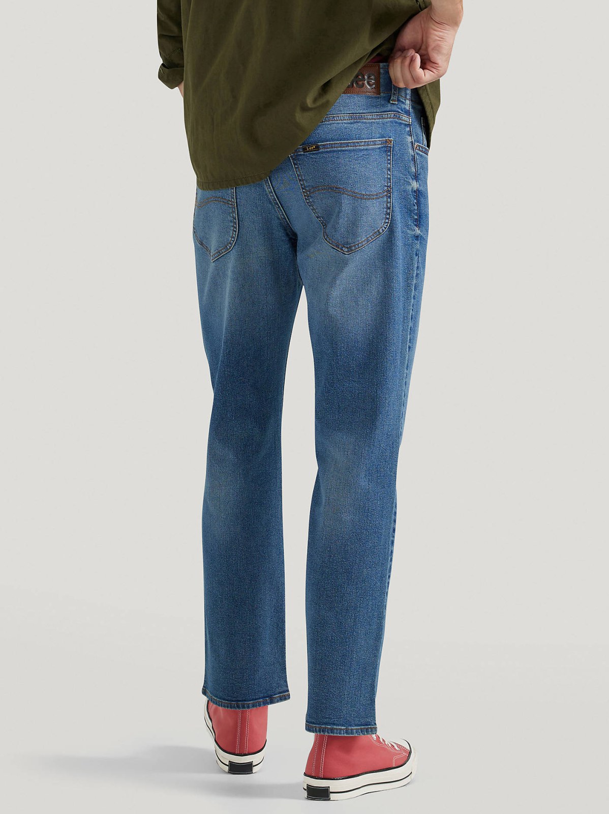 Men's Extreme Motion Regular Fit Straight Leg Jean - view 3