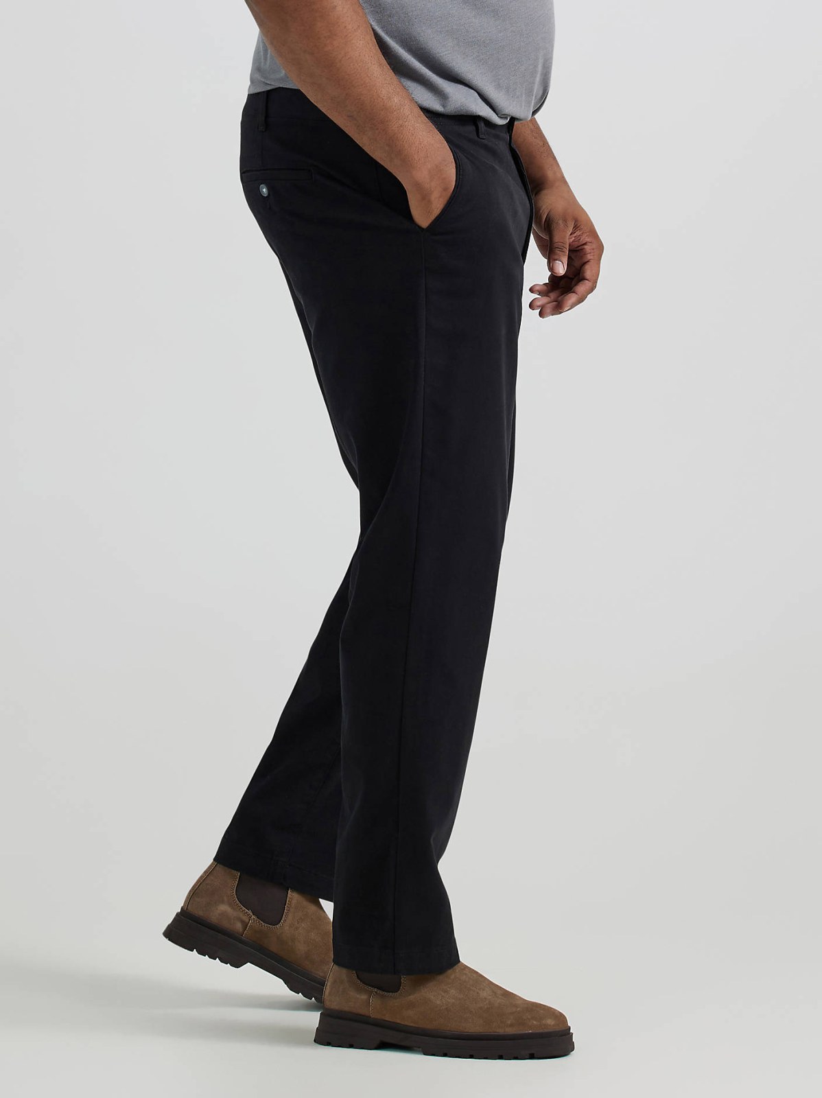 Men's Extreme Motion Relaxed Fit Khaki Pant (Big & Tall) - view 4