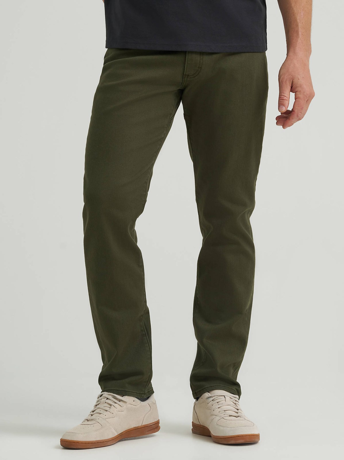 Men's Extreme Motion Straight Fit Tapered Leg Jean - view 2