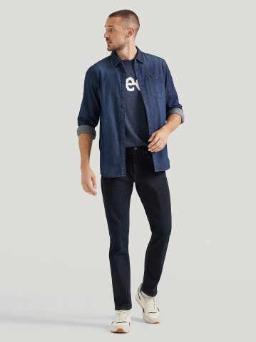 Men's Extreme Motion Athletic Tapered Leg Jean