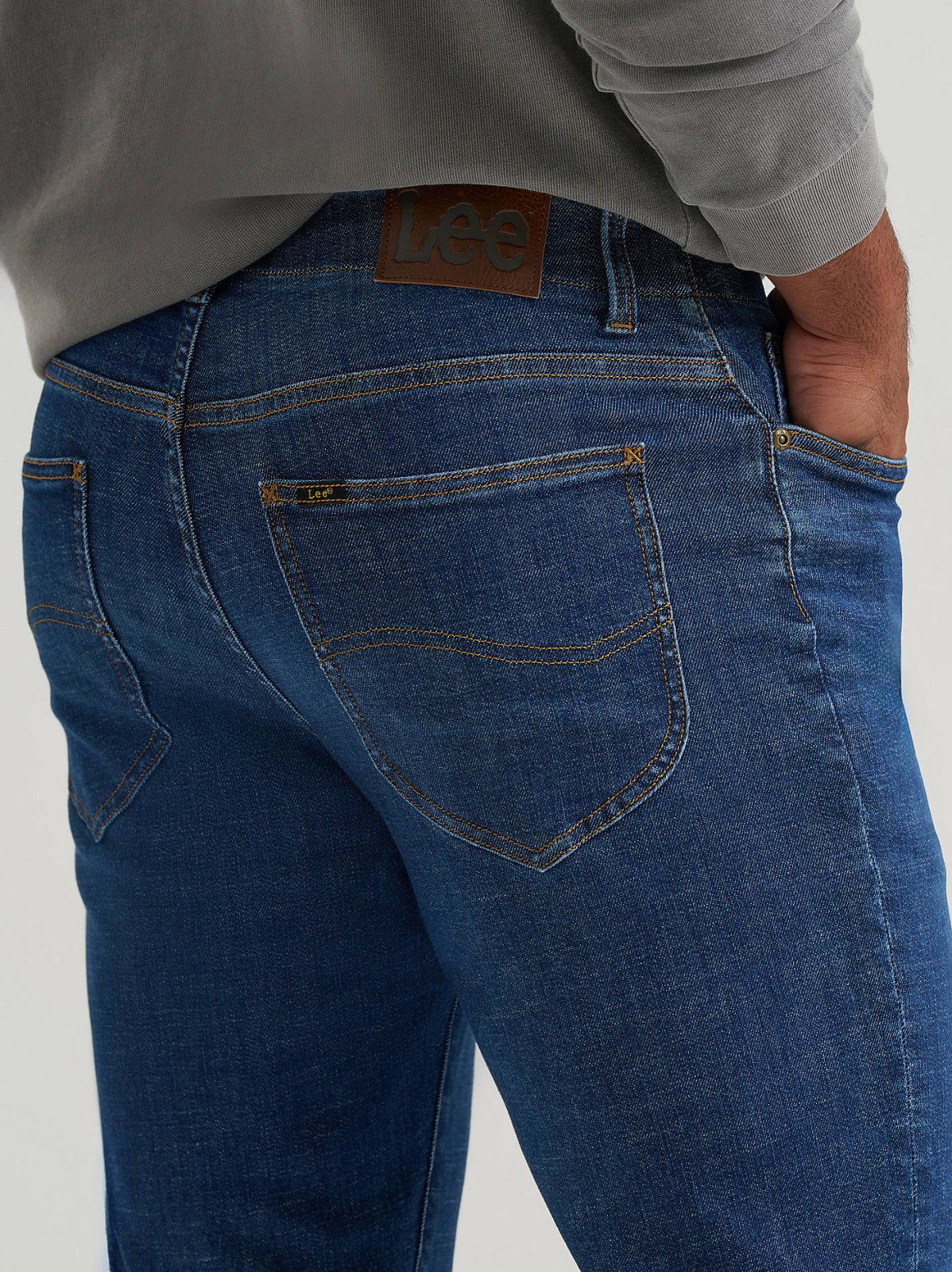 Men's Extreme Motion Regular Straight Jean with Cool Temp Technology - view 5