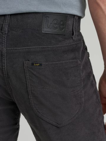 Men's Extreme Motion Corduroy Straight Taper Pant