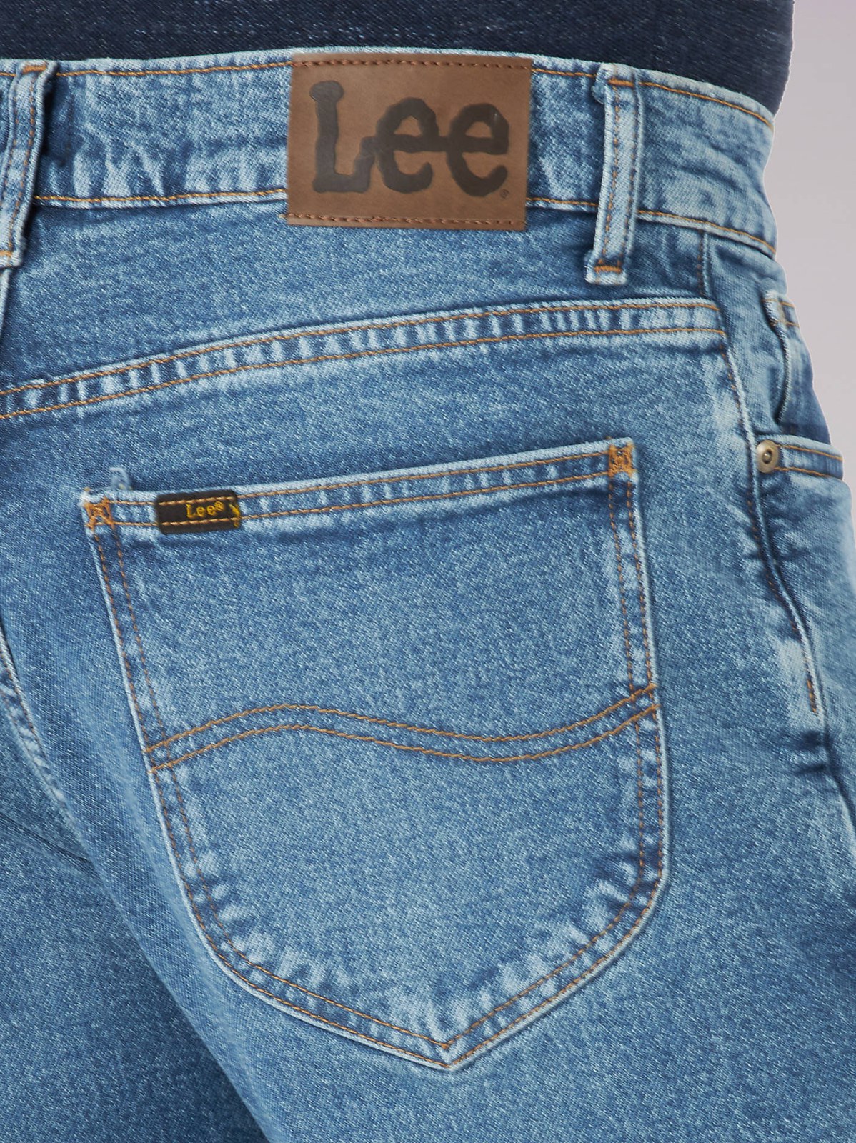 Men's Legendary Relaxed Straight Jean - view 4