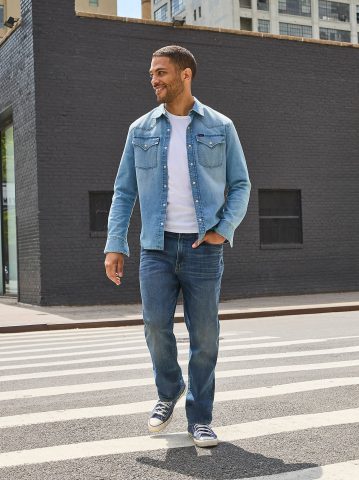 Men's Extreme Motion MVP Relaxed Straight Jean