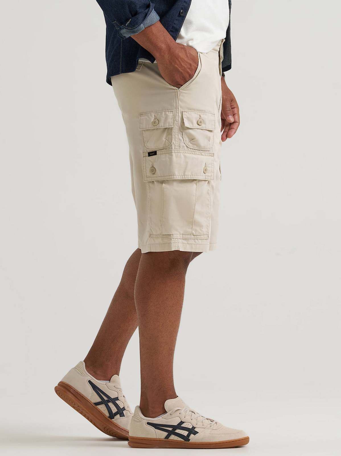 Men's Legendary Loose Nomad Cargo Short - view 4