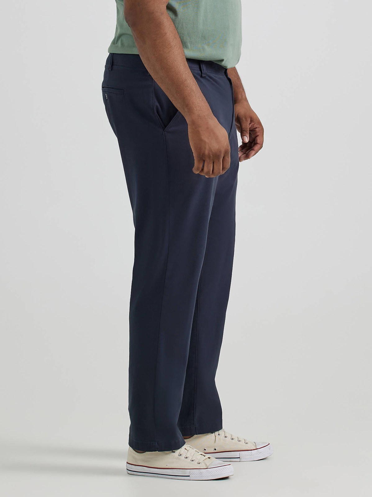 Men's Extreme Motion Relaxed Fit Khaki Pant (Big & Tall) - view 4