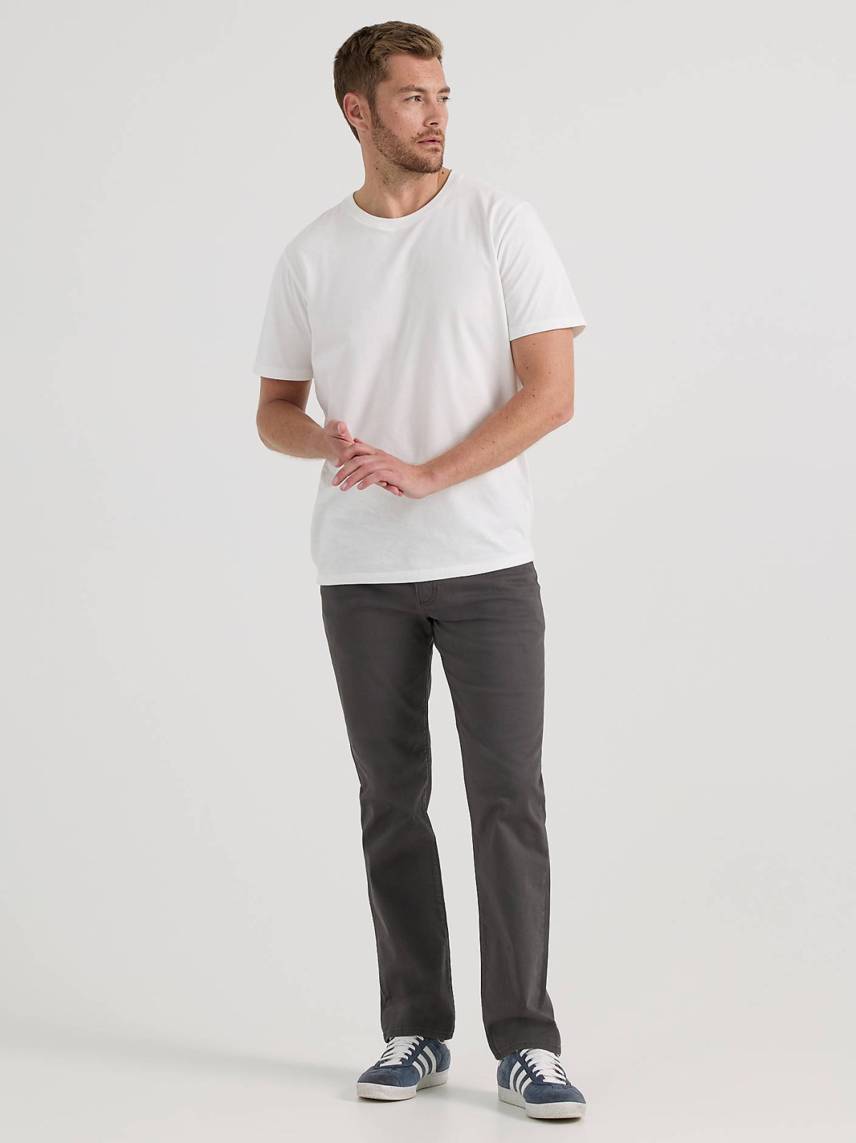 Men's Extreme Motion Regular Straight Twill Jean
