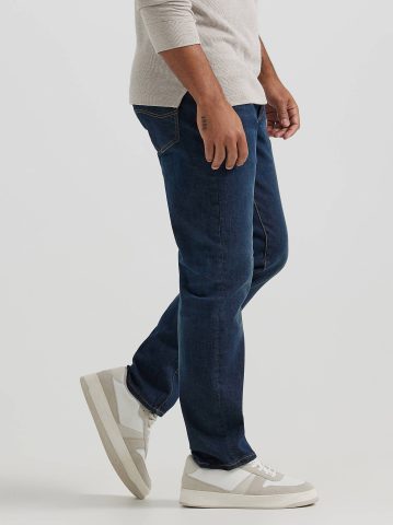 Men's Extreme Motion Athletic Tapered Leg Jean