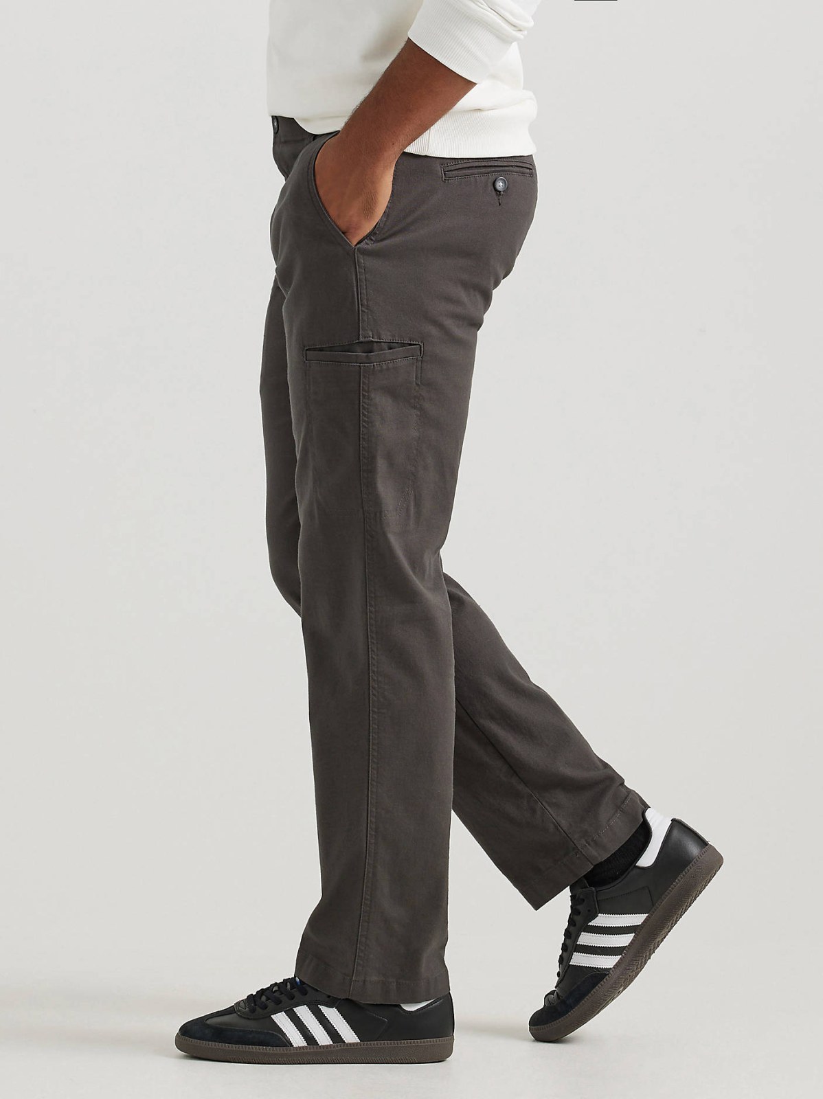 Men's Extreme Motion Straight Fit Cargo Pant - view 4