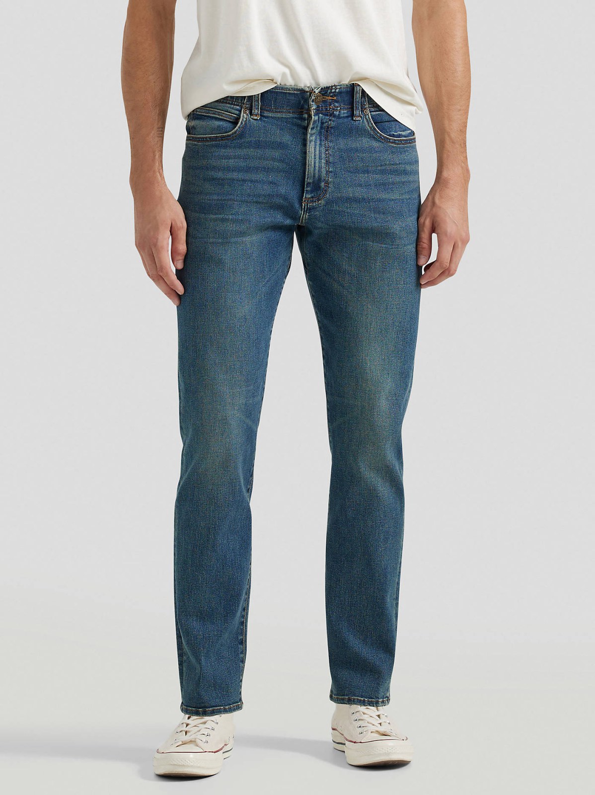 Men's Extreme Motion Straight Fit Tapered Leg Jean - view 2