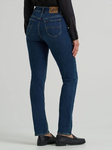 Women's Ultra Lux Comfort with Flex Motion Straight Jean