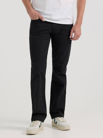 Men's Extreme Motion Regular Straight Twill Jean