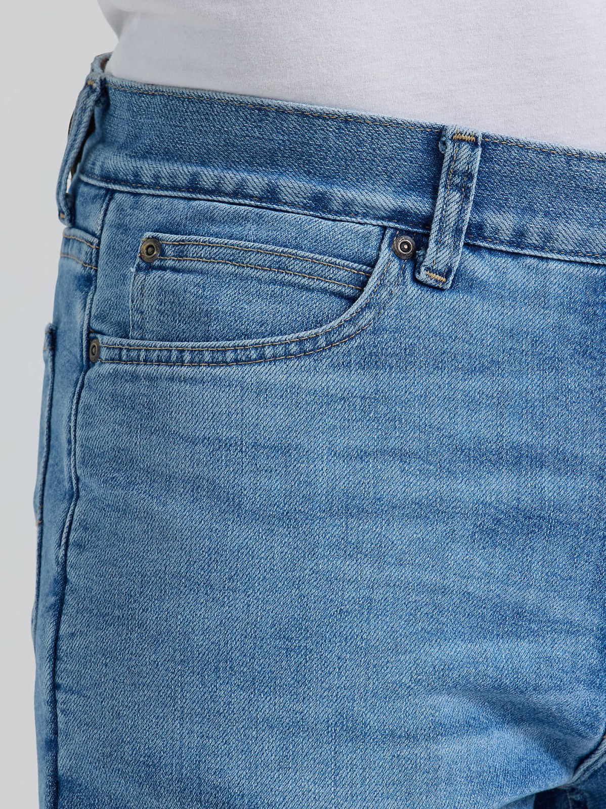 Men's Legendary Relaxed Fit Flannel and Fleece Lined Jean - view 7
