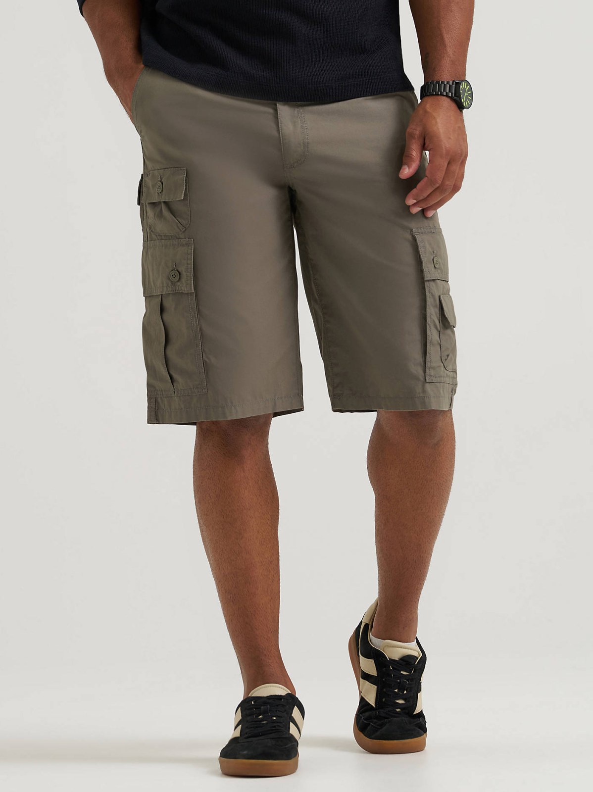 Men's Legendary Loose Nomad Cargo Short - view 2