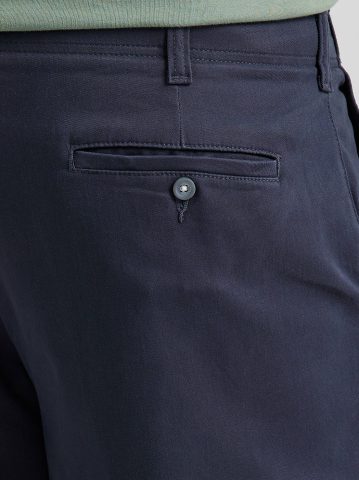 Men's Extreme Motion Relaxed Fit Khaki Pant (Big & Tall)