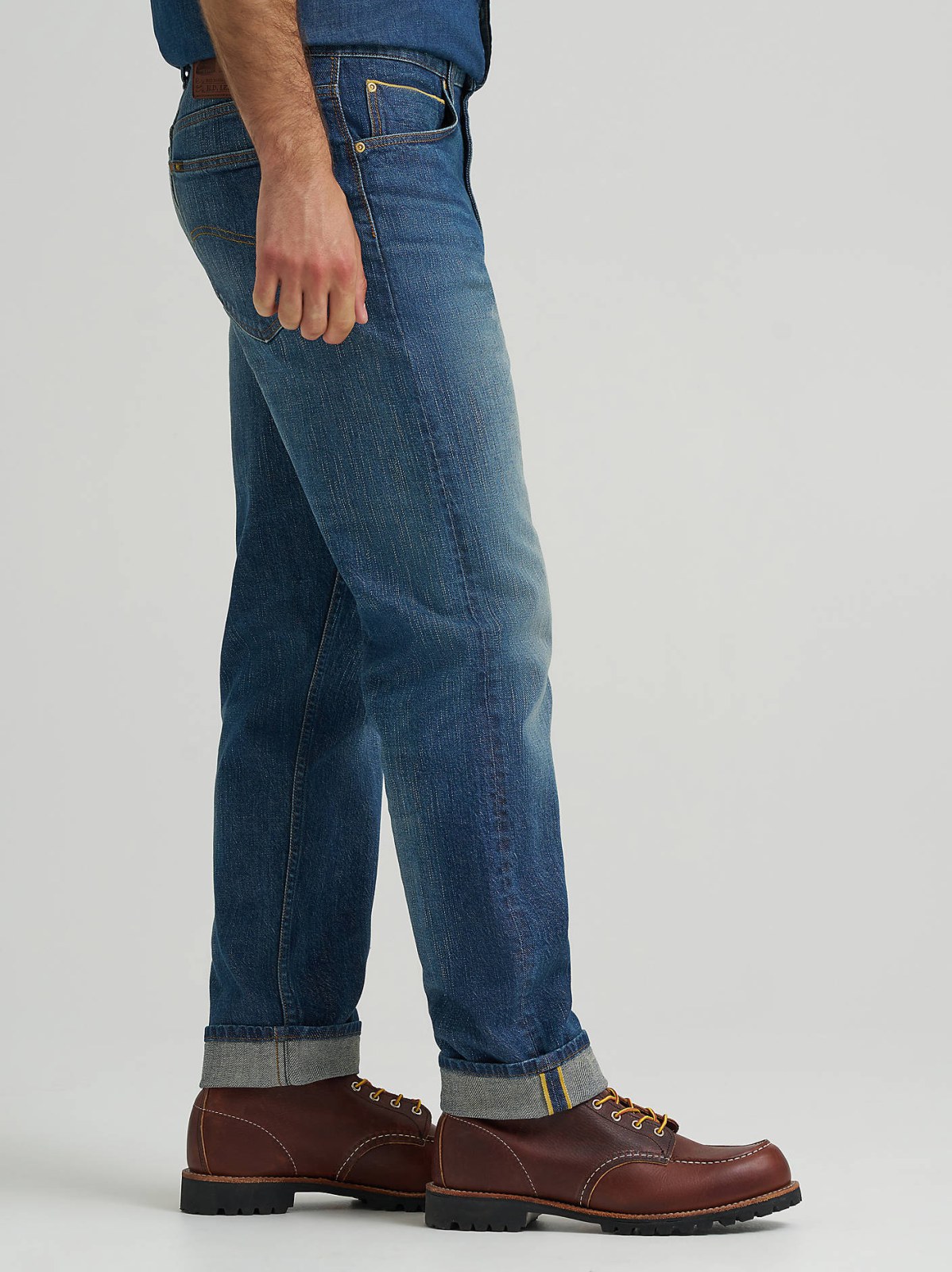 Men's Gold Label Relaxed Taper Jean - view 4