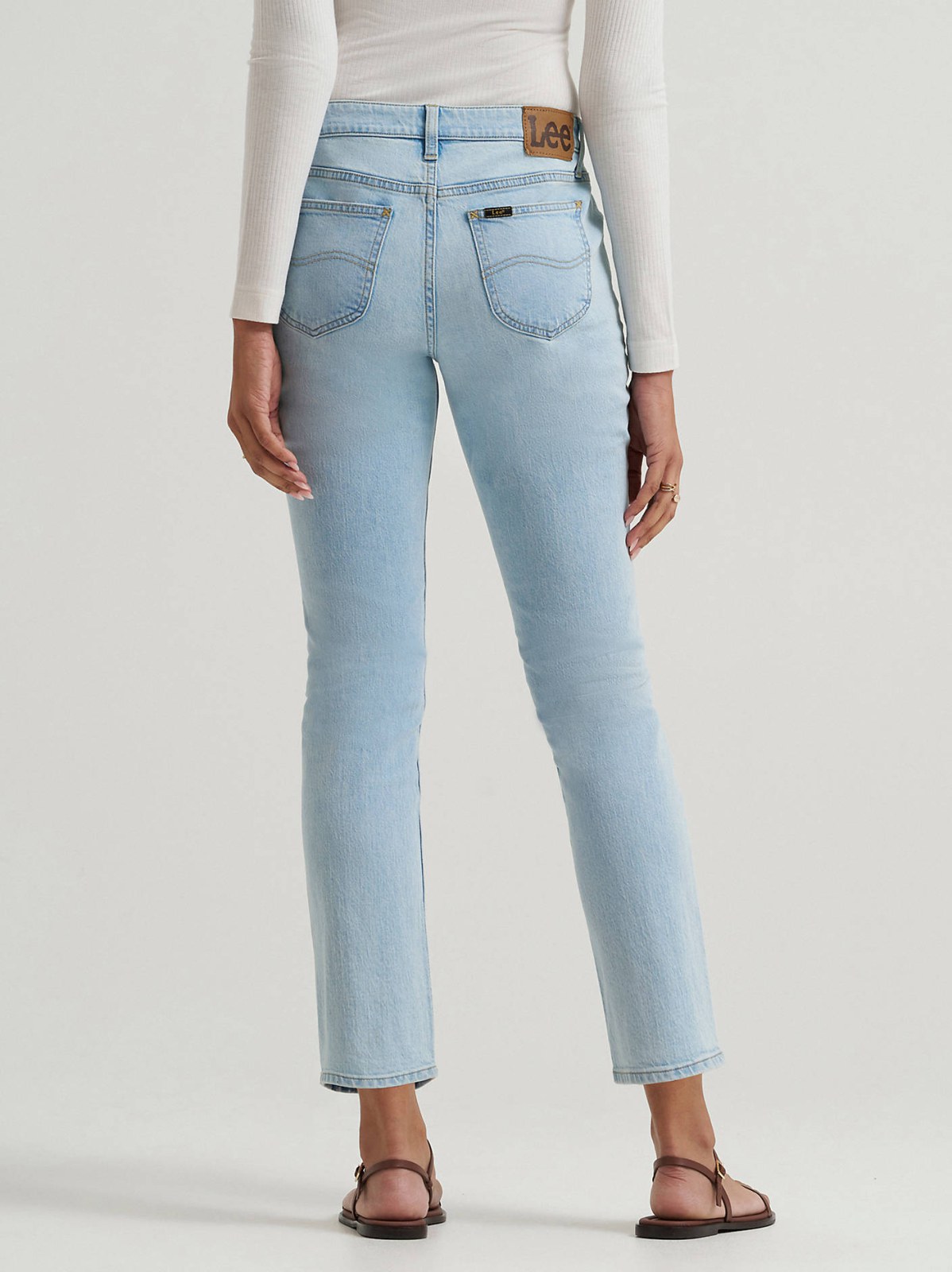 Women's Legendary Straight Crop - view 3