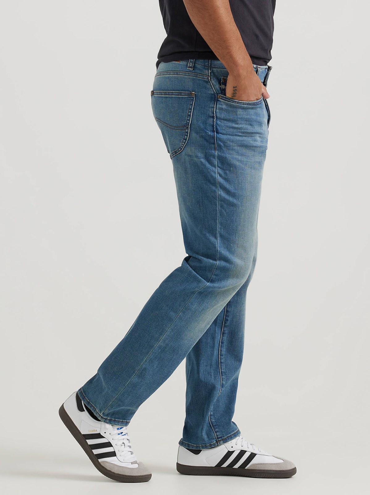 Men's Extreme Motion MVP Athletic Tapered Leg Jean - view 4