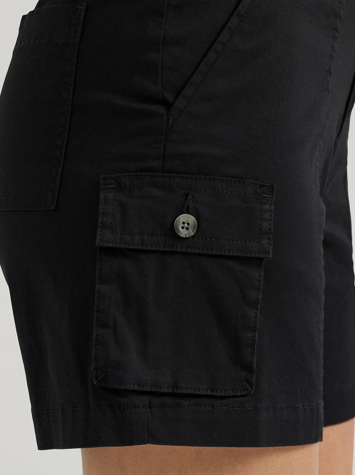 Women's Ultra Lux Comfort with Flex-to-Go Relaxed Fit Cargo Short - view 6