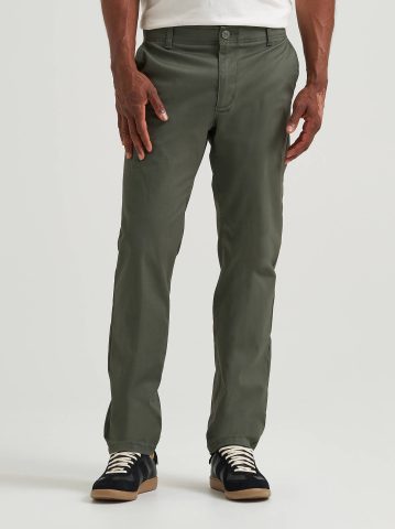 Men's Extreme Motion Slim Fit Khaki Pant